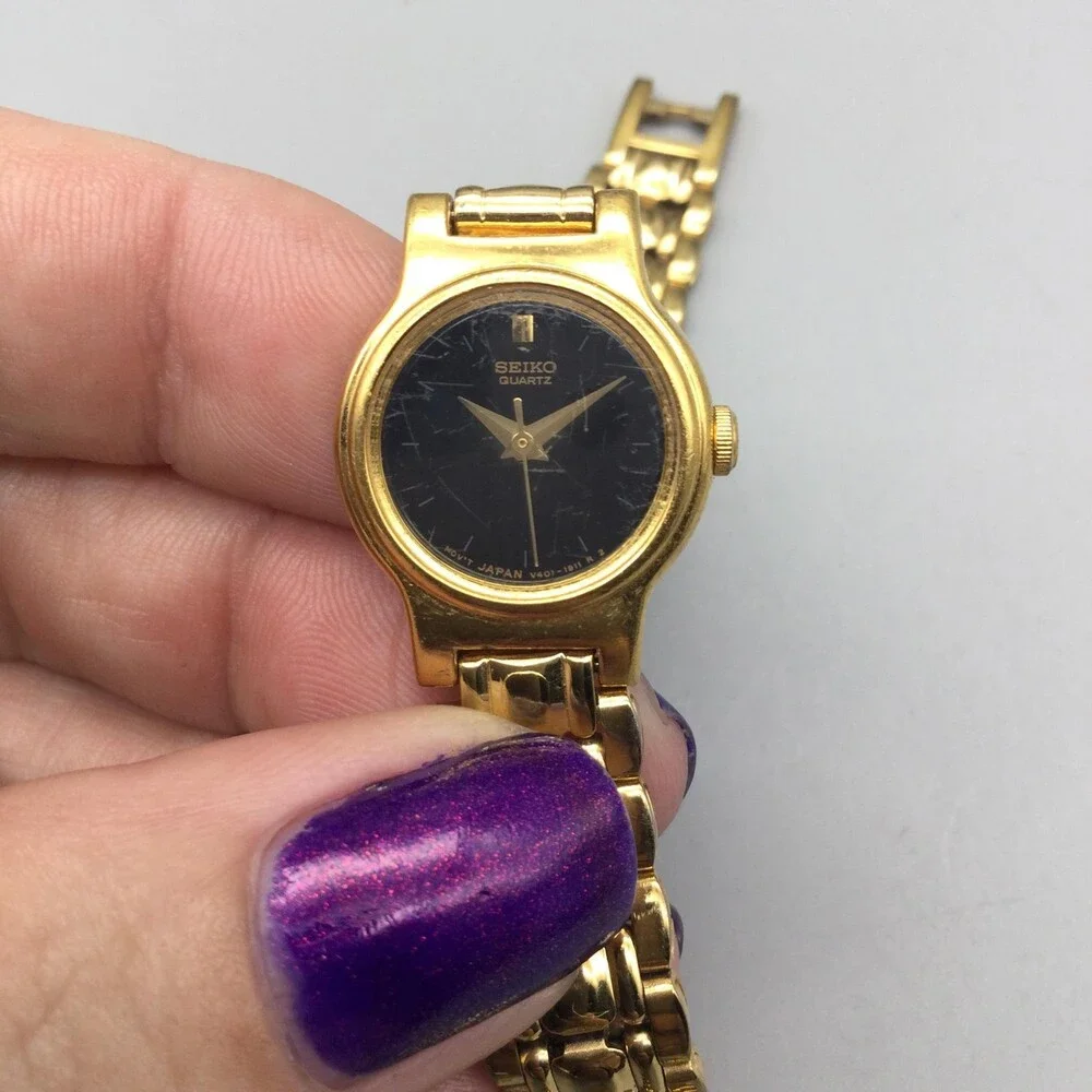 Vintage Seiko Womens Watch 18mm Black Dial Gold Tone V401-0518 New Battery 6.25